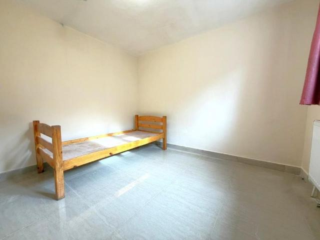 Apartment for rent in Alperton, Greater London