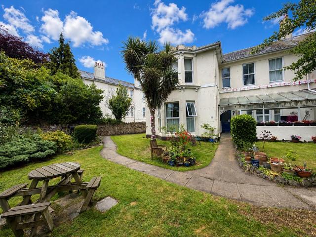 Flat for rent in St Michaels, Livermead