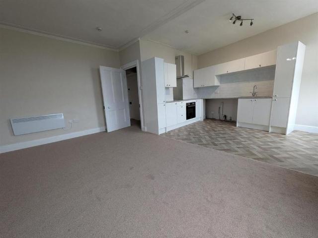 Apartment for rent in South Cliff, Kepwick