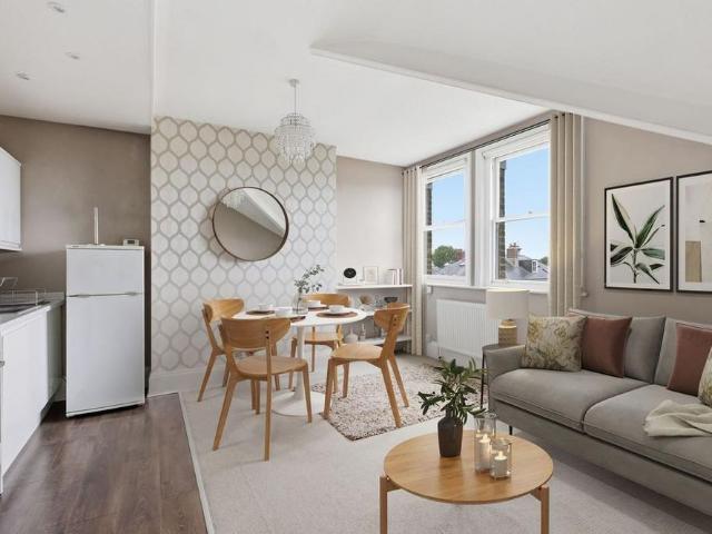 Apartment for rent in St James, Sandown Park