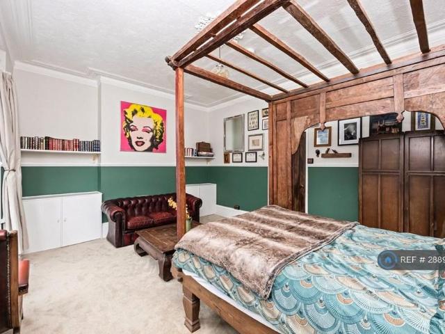 Apartment for rent in Queen's Park, Brighton & Hove