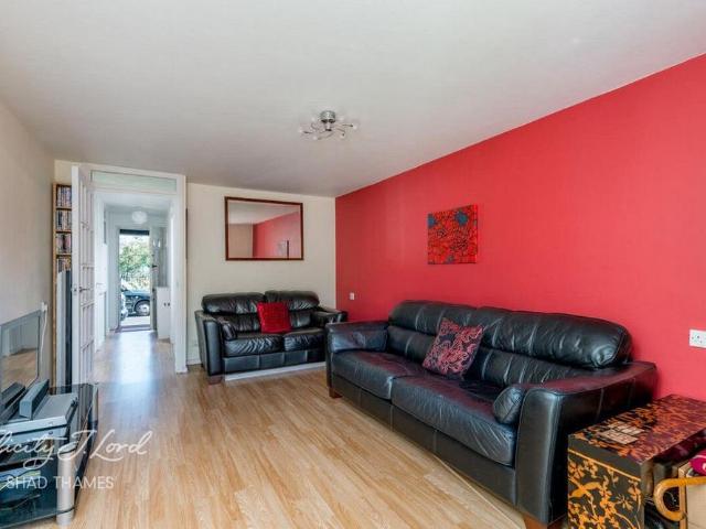 Apartment for rent in Rotherhithe, Greater London