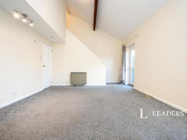 Apartment for rent in Walnut Tree, Milton Keynes