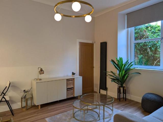 Apartment for rent in Morningside, Scotland