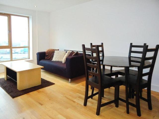 Apartment for rent in Steander, Leeds