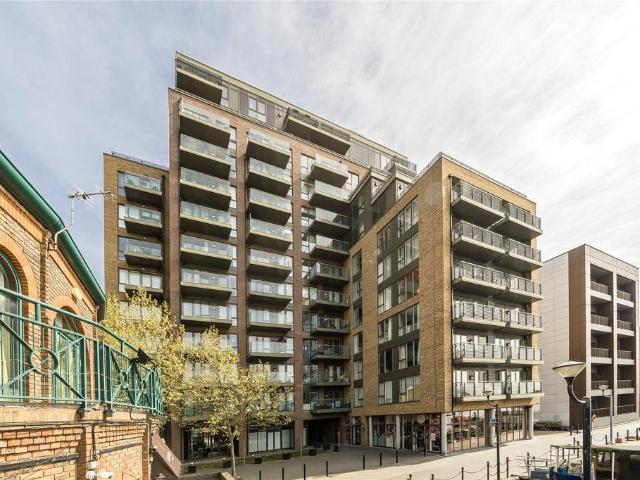 Flat for rent in Isle Of Dogs, Isle Of Man