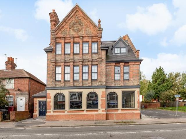 Flat for rent in Whitley, Reading