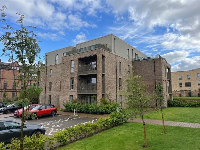 Apartment for rent in Scotstounhill, Glasgow