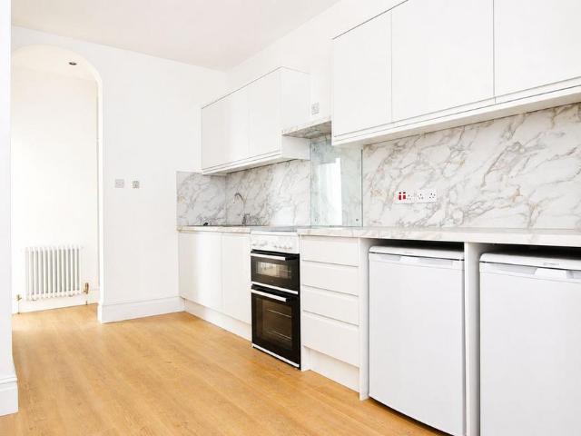 Apartment for rent in Wallington, Greater London