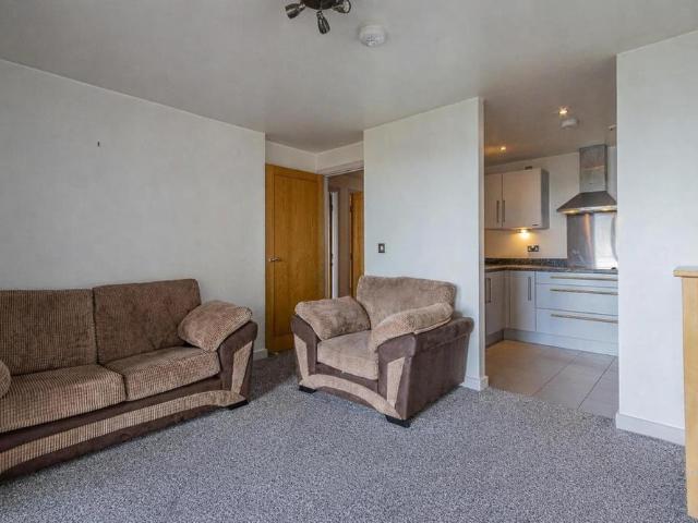 Apartment for rent in Cardiff International Sports Village, Falcon Lodge