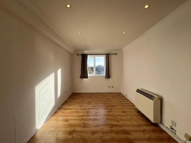 Apartment for rent in Hoddesdon, Broxbourne