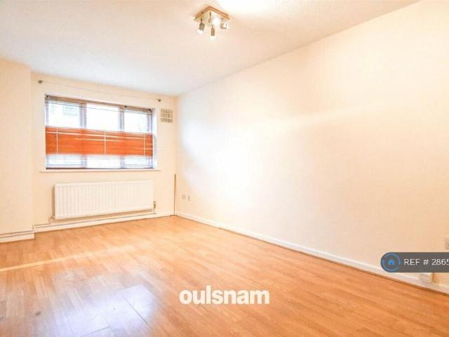 Flat for rent in Ladywood, Isle Of Man