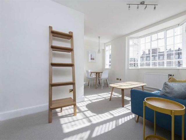 Apartment for rent in Royal Borough of Kensington and Chelsea, Greater London