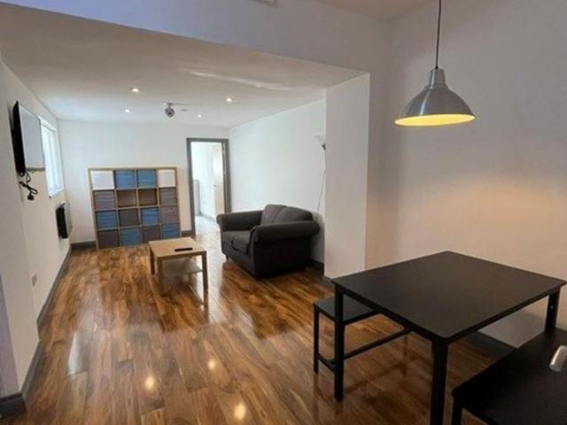 Apartment for rent in Mount Pleasant, Nangreaves