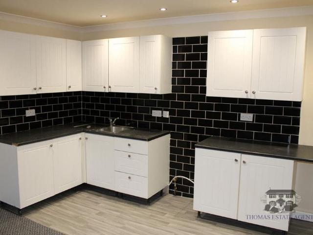 Apartment for rent in Tonypandy, Penygraig