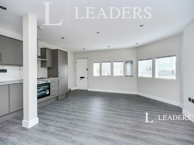 Apartment for rent in Peacehaven, Iford