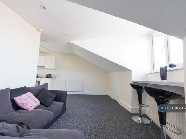 Flat for rent in Epping, Essex