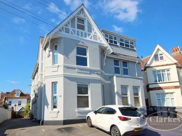 Flat for rent in Bournemouth