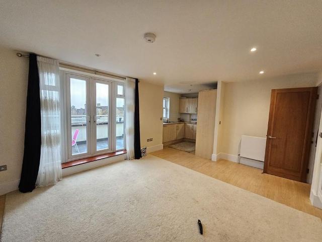 Apartment for rent in Clevedon, North Somerset