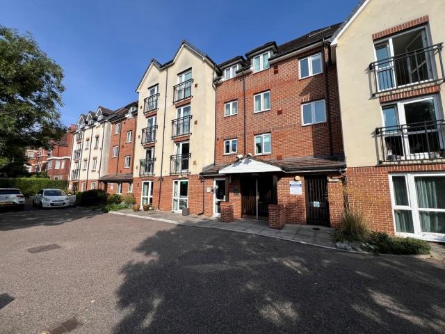Apartment for rent in London Borough of Croydon, Greater London