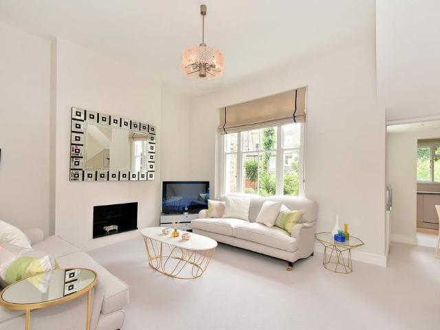Apartment for rent in Notting Hill, Greater London