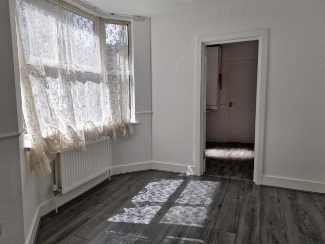 Apartment for rent in Hornsey, Greater London