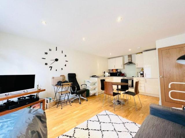 Apartment for rent in Rodbourne, Swindon