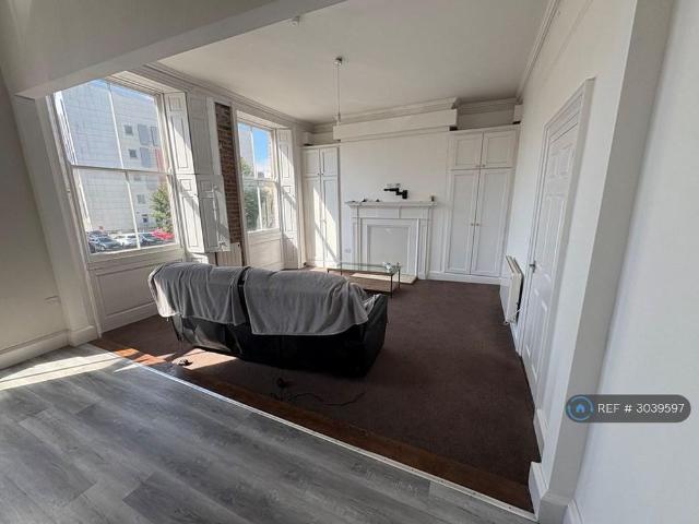 Apartment for rent in Old Town, Hull