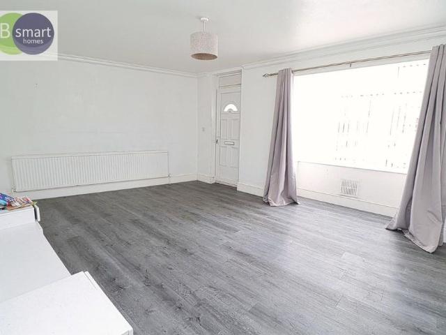 Apartment for rent in West Melton, Rotherham