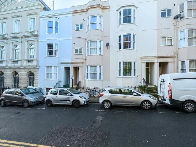 Flat for rent in Brunswick