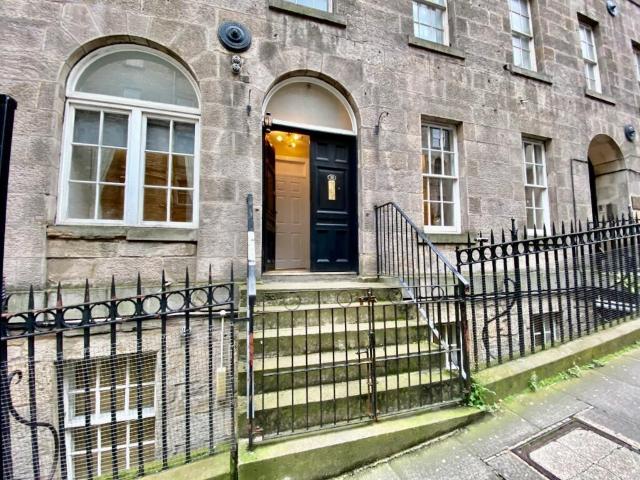Flat for rent in Old Town, Scotland