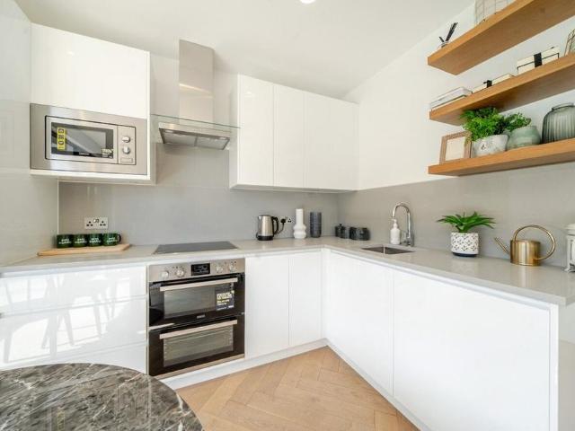 Apartment for rent in London Borough of Croydon, Greater London