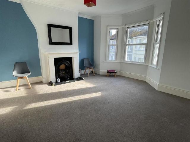 Apartment for rent in West Worthing, Worthing