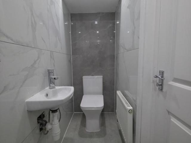 Apartment for rent in Ystrad, Gelli