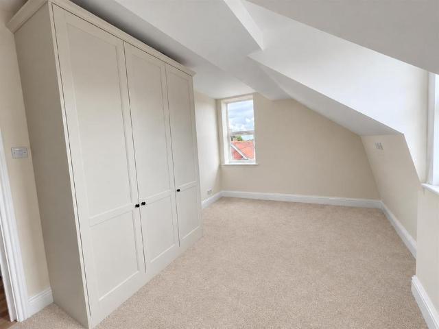 Apartment for rent in Burgess Hill, Mid Sussex