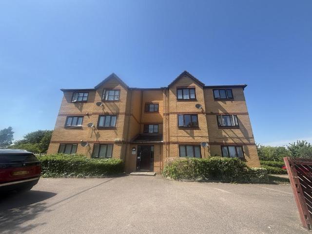 Flat for rent in Shenley Brook End, Milton Keynes