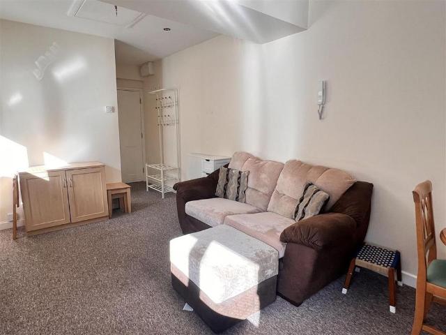 Apartment for rent in Walcot West, Rodbourne