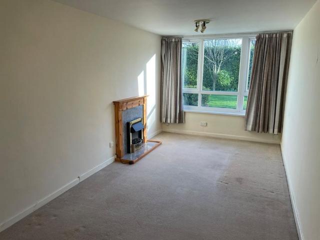 Apartment for rent in Primley Park, Moortown