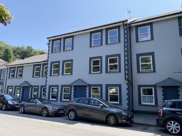 Flat for rent in Thistleboon, Mumbles ,the