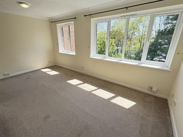 Apartment for rent in Northgate, Glynde
