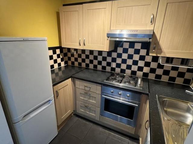 Apartment for rent in Gidea Park, Greater London
