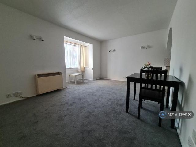 Apartment for rent in London Borough of Hillingdon, Greater London