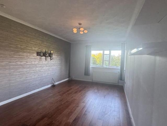 Apartment for rent in Dundyvan, Coatbridge