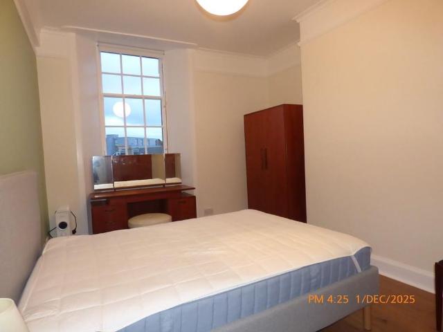 Apartment for rent in Southside, Scotland