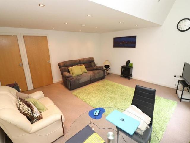 Apartment for rent in Hanley, Stoke-on-Trent