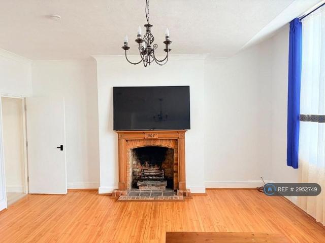 Apartment for rent in Brookville, Norfolk