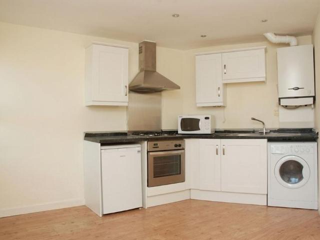 Apartment for rent in Lane, Greater London