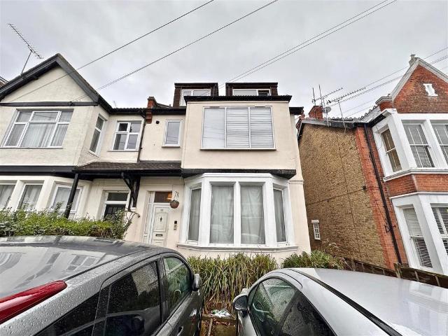 Flat for rent in Alton Barnes, Essex