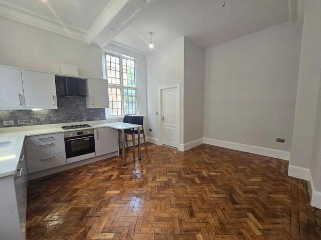 Apartment for rent in Baswich, Staffordshire