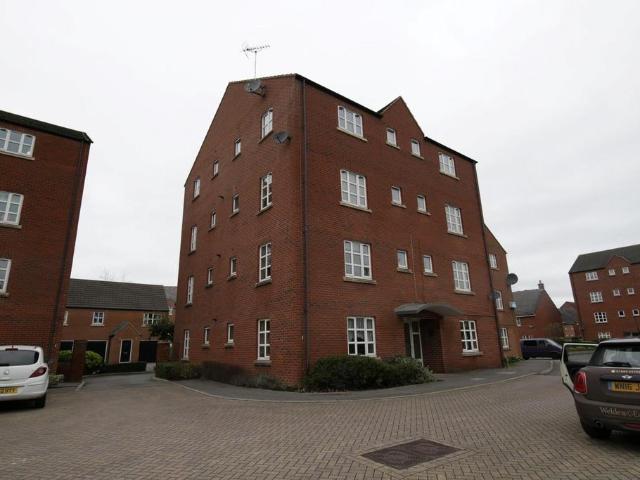 Flat for rent in Obridge, Rumwell